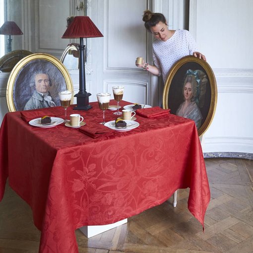 Le Jacquard Français rood tafellaken Tivoli velvet, 100% gekamd linnen