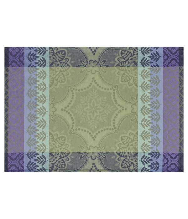 Le Jacquard Français Bastide olive, gecoat tafellinnen