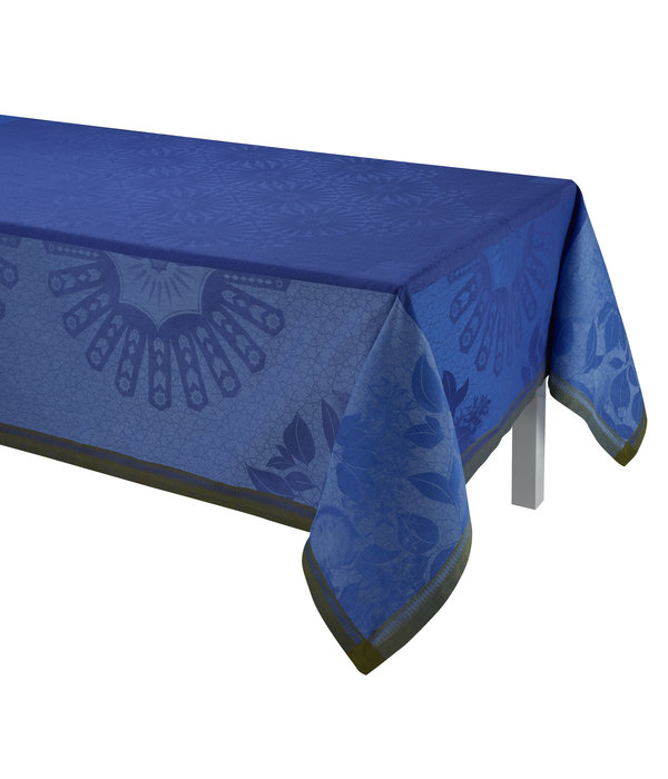 Le Jacquard Français blauw tafellinnen Jardin d'Orient blue 175x250 cm
