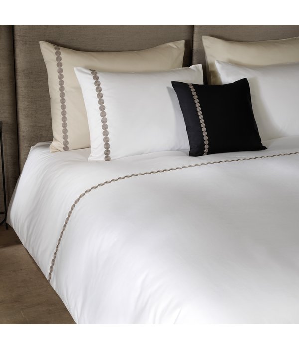 Mirabel Slabbinck Bola in katoen satijn kwaliteit, Belladonna 600TC