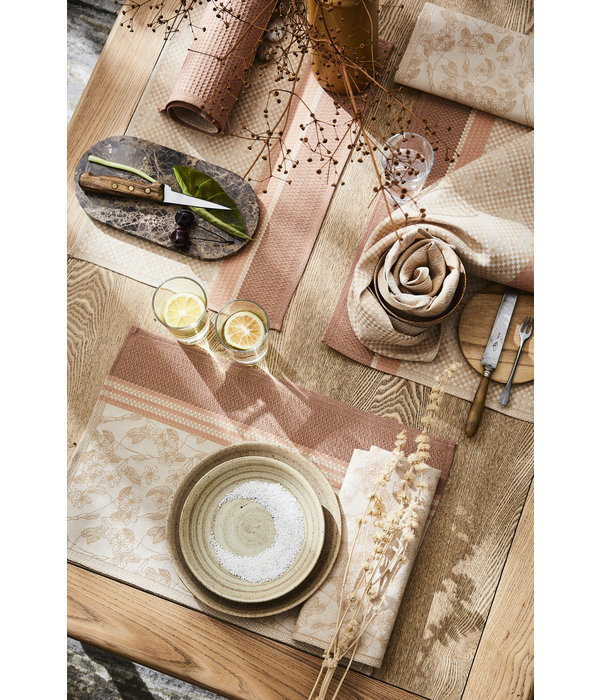 Le Jacquard Français Essentiel Gravure beige placemats