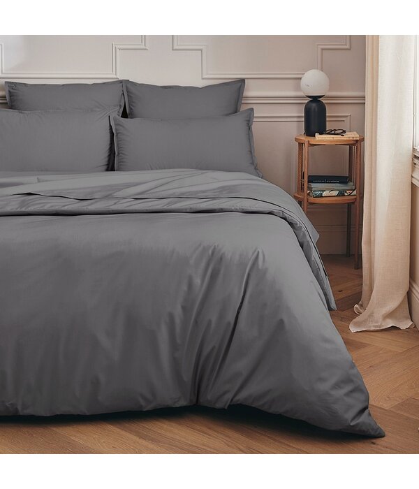 Essix uni gekamd katoen basalte, 200TC