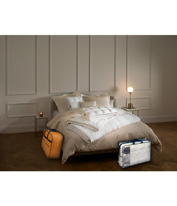 De Witte Lietaer 4-seizoenen 100% eendendons dekbed Bilancia 260x240 cm