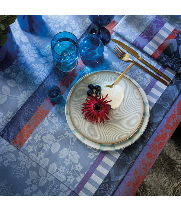 Le Jacquard Français gecoat tafellinnen Gipsy azur blue