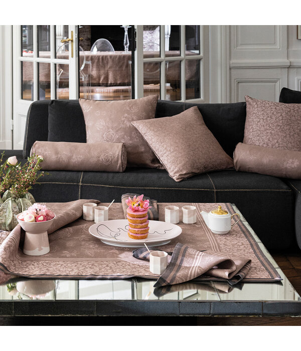 Le Jacquard Français Tafellinnen Romance tendresse pink, 100% gekamd linnen
