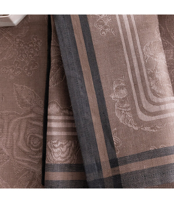 Le Jacquard Français Tafellinnen Romance tendresse pink, 100% gekamd linnen