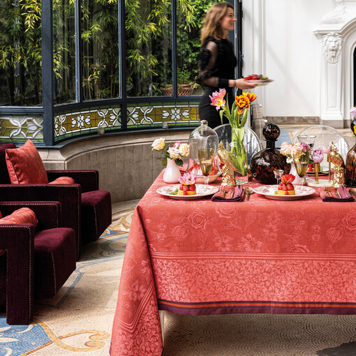 Le Jacquard Français Tafellinnen Romance passion red, 100% gekamd linnen