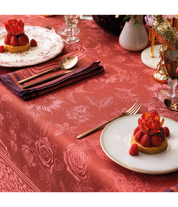 Le Jacquard Français Tafellinnen Romance passion red, 100% gekamd linnen