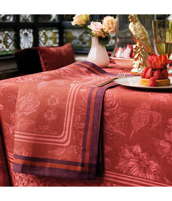 Le Jacquard Français Tafellinnen Romance passion red, 100% gekamd linnen