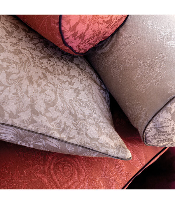 Le Jacquard Français Romance charme pink kussenhoezen, vanaf