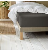 De Witte Lietaer flanellen ebony (donkergrijs) hoeslaken Laurence