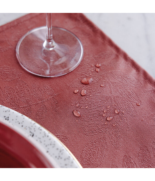 Le Jacquard Français gecoat tafellinnen Vegetal mood goji, 100% katoen, vanaf