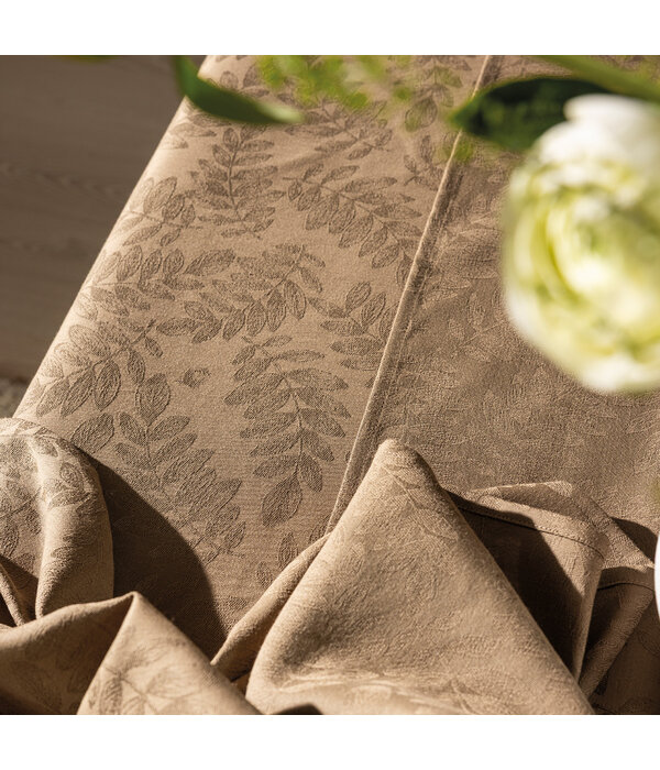 Le Jacquard Français tafellinnen Vegetal mood avocat