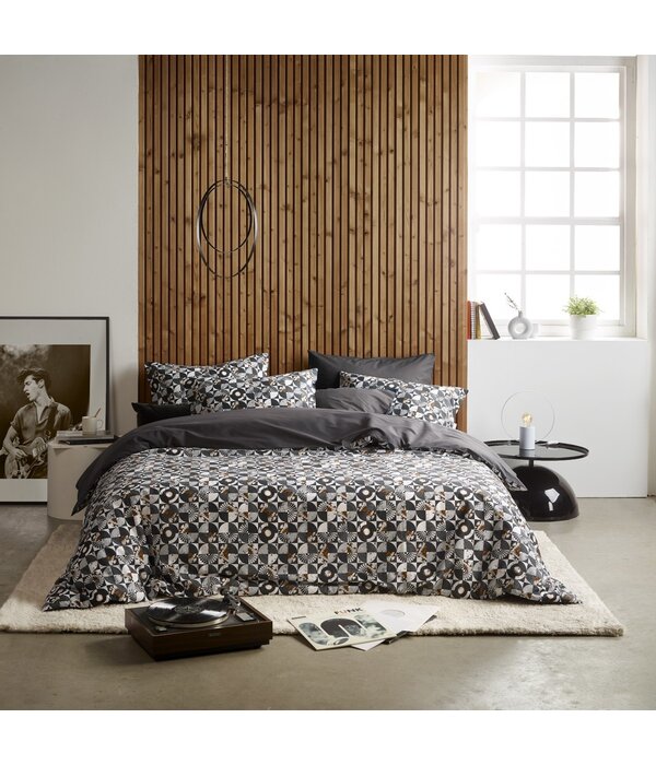 De Witte Lietaer dekbedovertrekset Division forged iron 180TC