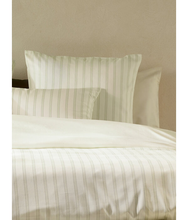 De Witte Lietaer offwhite met groene streep dekbedovertrekset Chiara winter moss 200TC