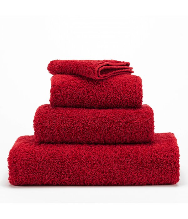 Abyss Habidecor Super Pile carmin (564), 700 gram per m²