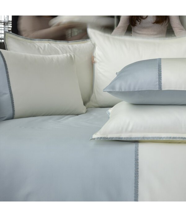 Mirabel Slabbinck Apsara 600TC, gekamd katoen satijn, Belladonna stof