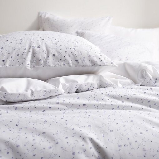 De Witte Lietaer bloemdessin dekbedovertrekset Lilia porcelain 180TC, vanaf