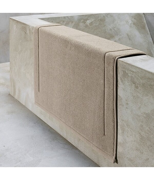 De Witte Lietaer Excellence taupe badmat,  in 3 maten