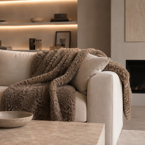 luxe fluffy plaid Lune taupe