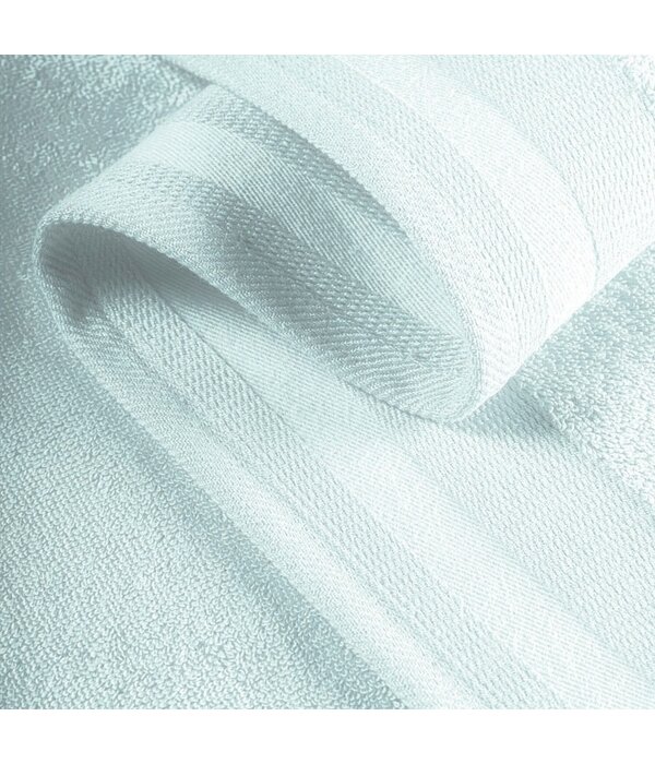 De Witte Lietaer zacht blauwe handdoekenlijn Excellence powder blue