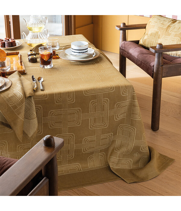 Le Jacquard Français Hôtel Particulier brown