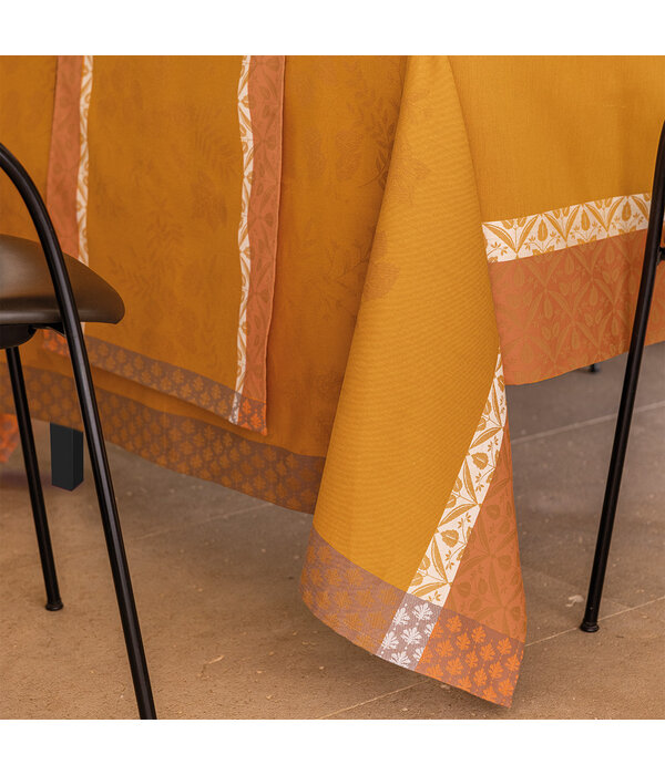Le Jacquard Français tafellinnen Manor orange