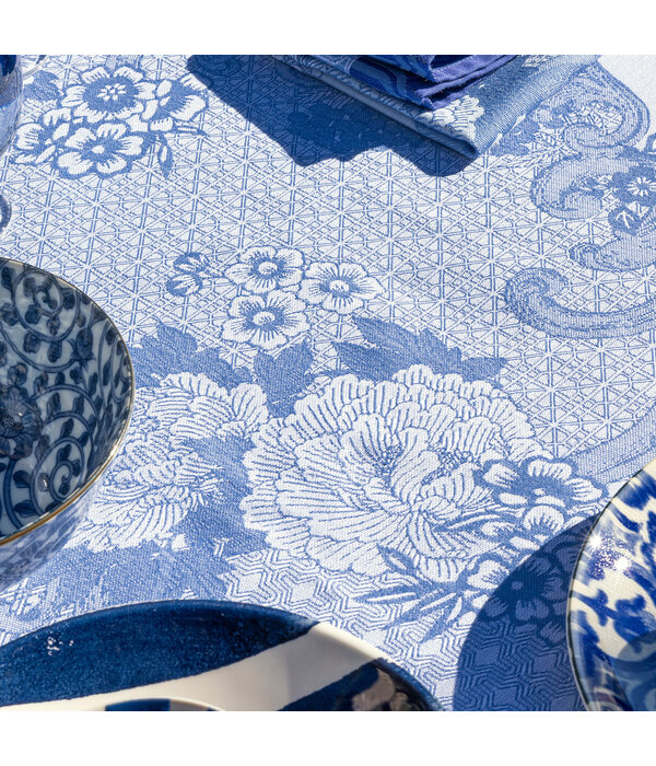 Le Jacquard Français tafellinnen Promenade Impériale blue