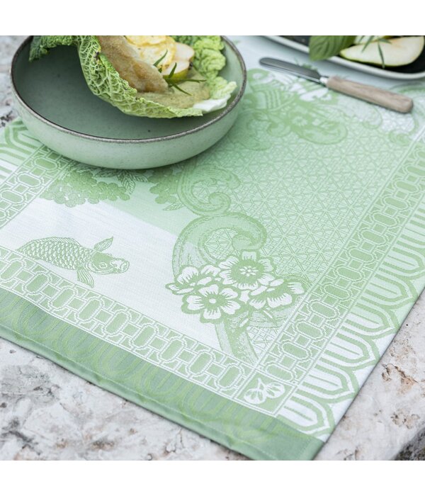 Le Jacquard Français Promenade Impériale green gecoat tafellinnen