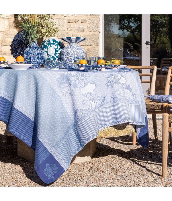 Le Jacquard Français Promenade Impériale blue gecoat tafellinnen
