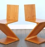 Gerrit Th. Rietveld ZigZag Stoelen