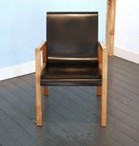 Hallway Chair van Alvar Aalto