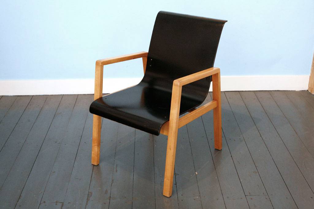 Hallway Chair by Alvar Aalto