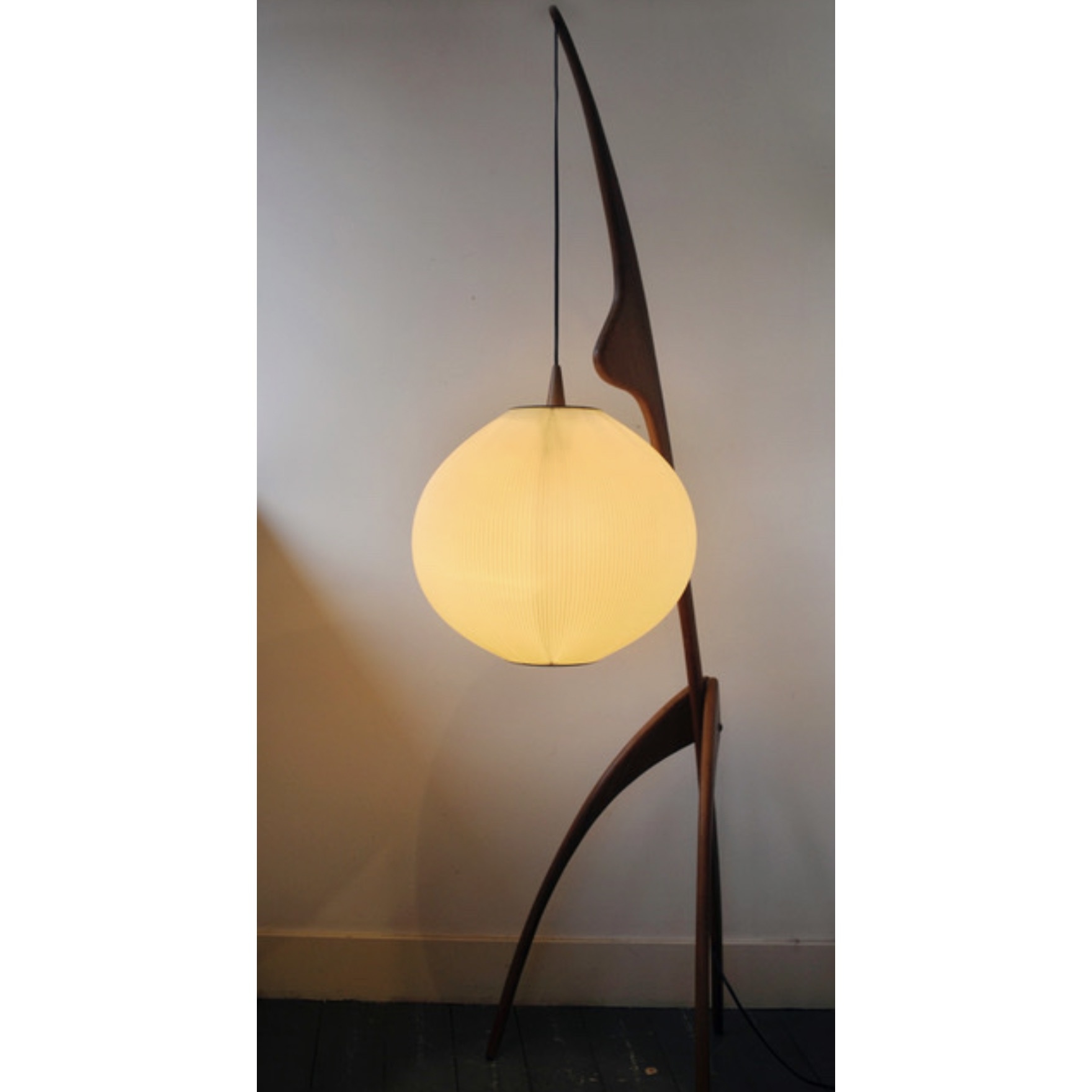 Praying Mantis Floor Lamp by Rispal