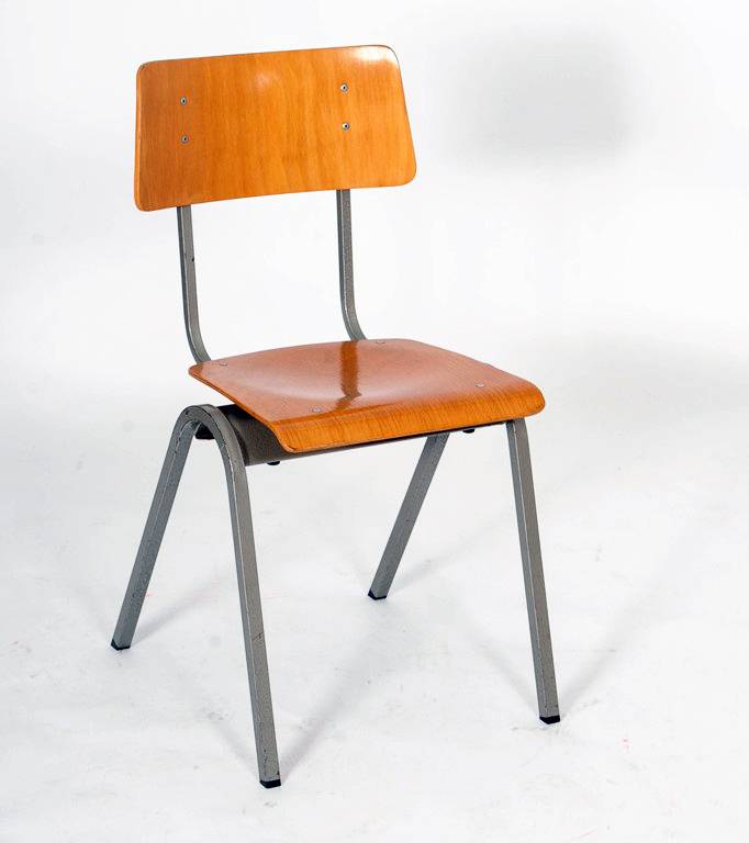 James W.Leonard, Stapelstoelen (set van 4)