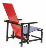 Rood / blauwe stoel van Gerrit Thomas Rietveld