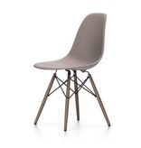 Eames Plastic Side Chair DSW.