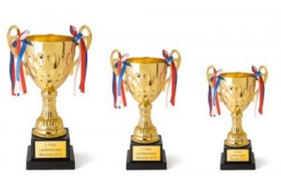 Beker Goud 26cm, 30cm, 36cm met inscriptie naar keuze
