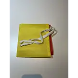 Drapeau de coin lâche ou drapeau de coin jaune rouge