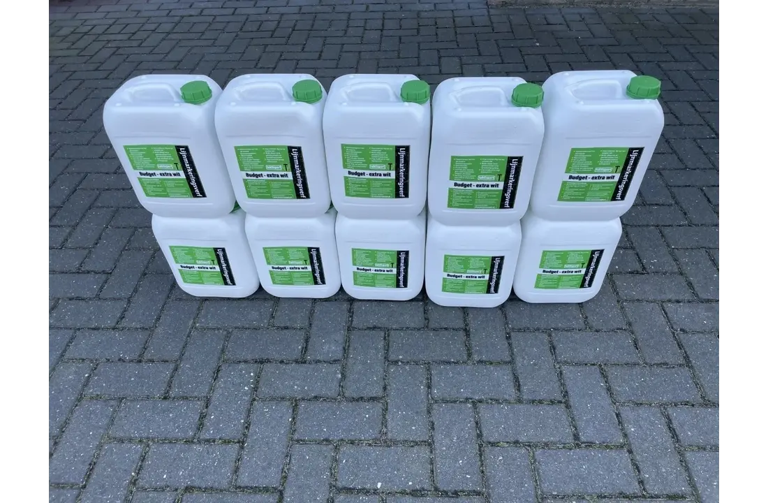 ExtraWit: Aanbieding Lijnmarkeringsverf: 10 cans voor € 419,95