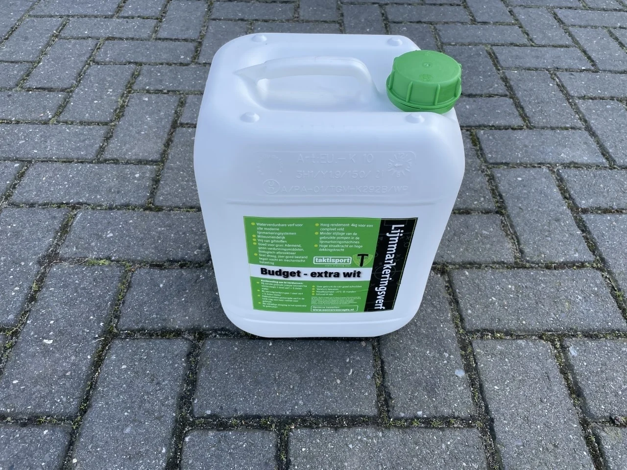 ExtraWhite : Offre peinture de traçage : 10 bidons pour 395 €