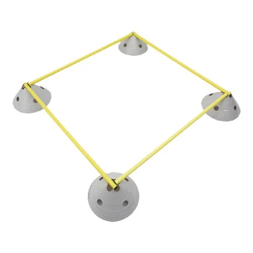 Jeu de haies avec 10 piquets entre 2 chapeaux haut de forme 10x2.