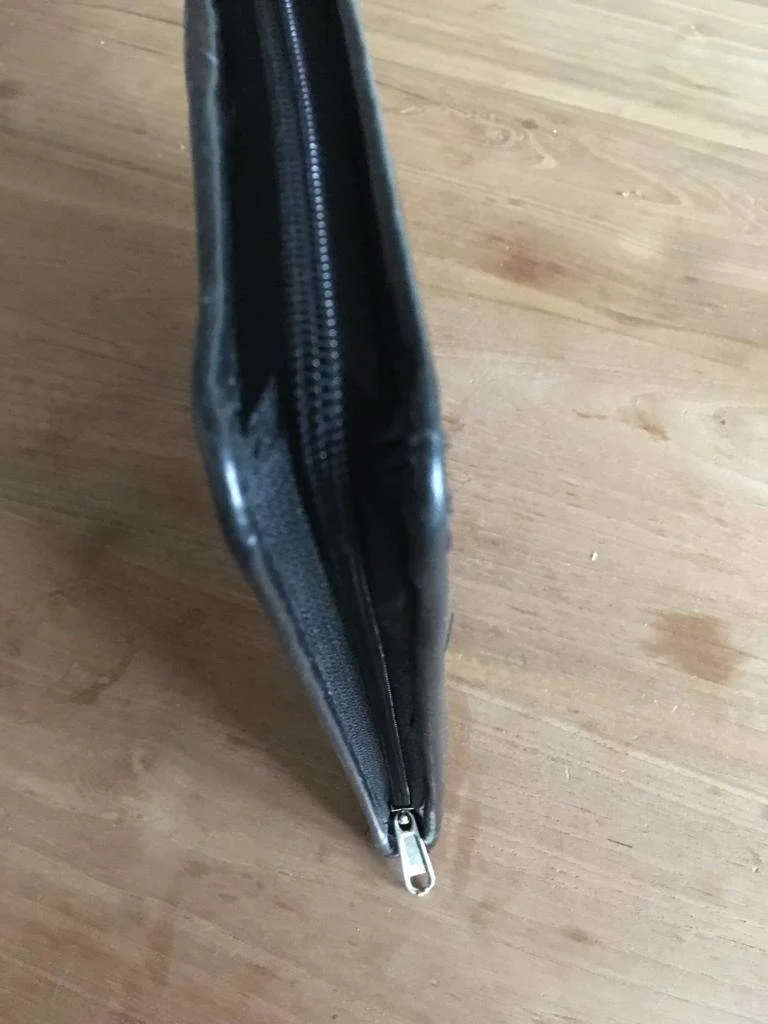 Carte routière compacte avec fermeture éclair et champ magnétique effaçable