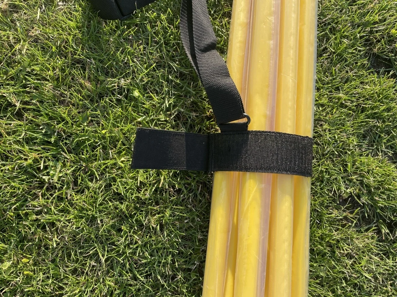 Draaggordel voor sla om stokken