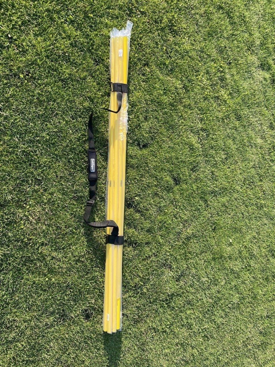 Tournez autour de pôles définis (deux pièces) avec 12 bâtons - Copy - Copy