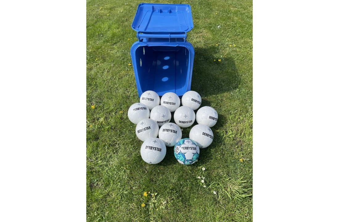 Baril à balles pour 20 ballons de football et matériaux