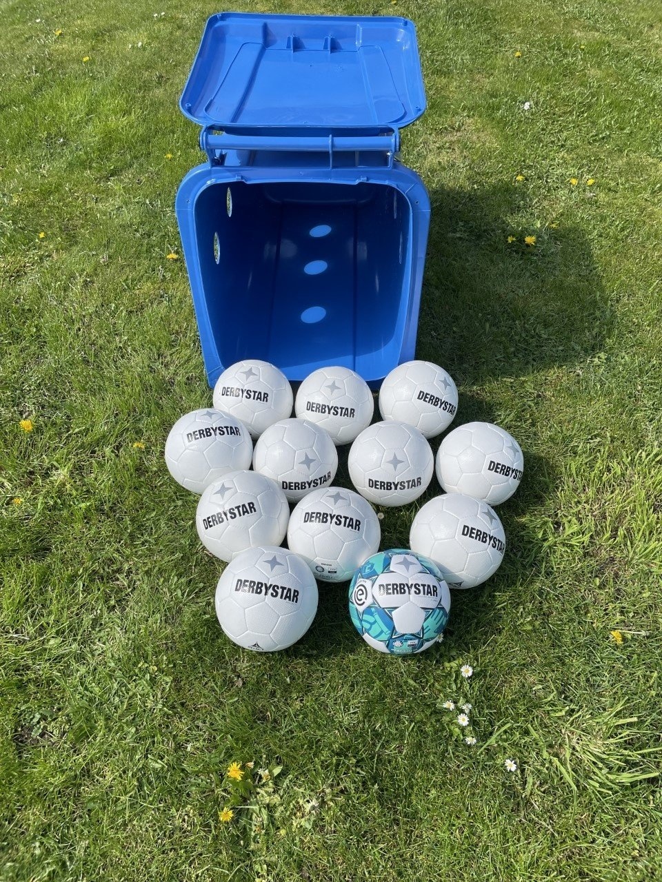 Baril à balles pour 20 ballons de football et matériaux