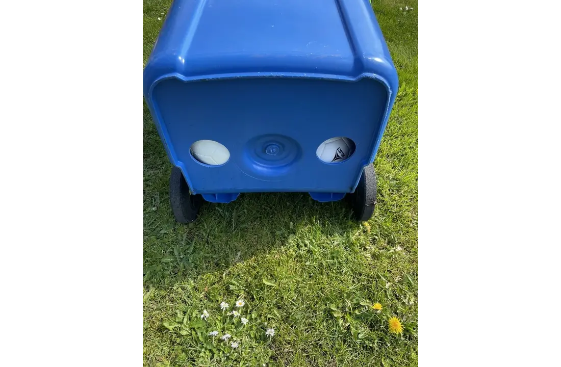 Baril à balles pour 20 ballons de football et matériaux