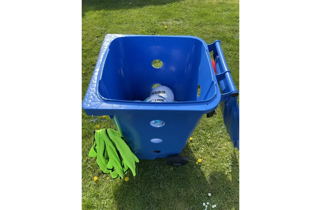 Baril à balles pour 20 ballons de football et matériaux