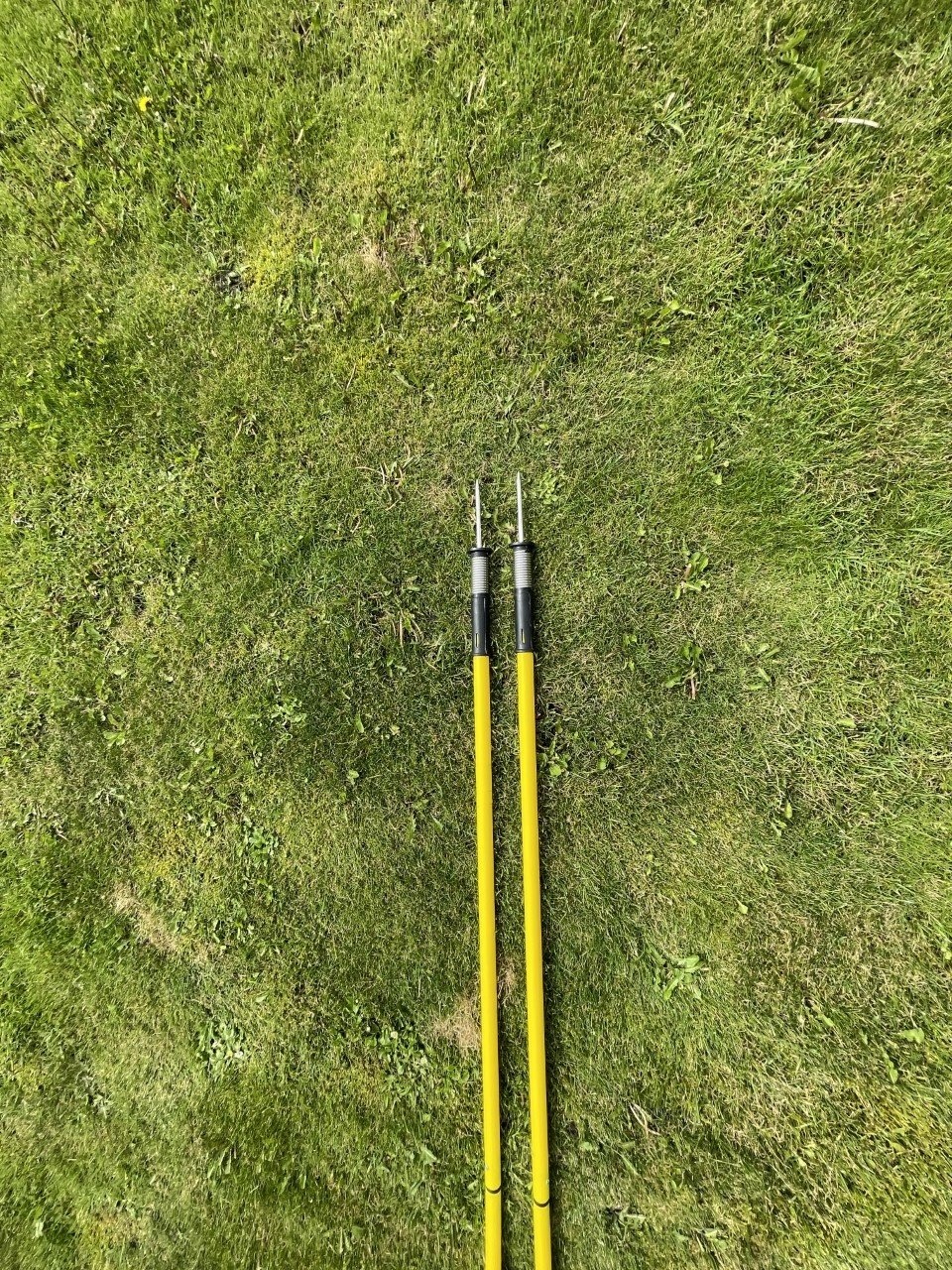 Geveerde voet met spike voor sla om stangen 25mm